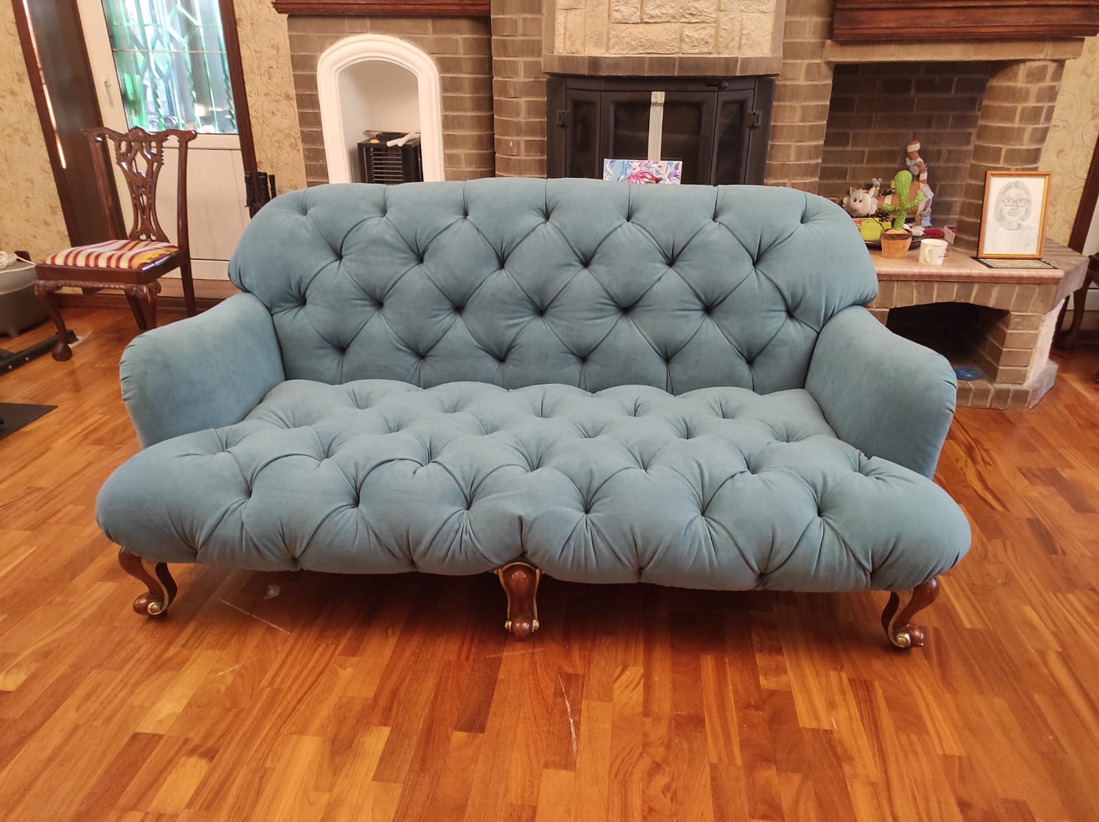 Обивка дивана. Армавир